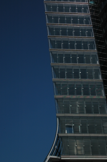 2005-08-01 blue sky over vienna